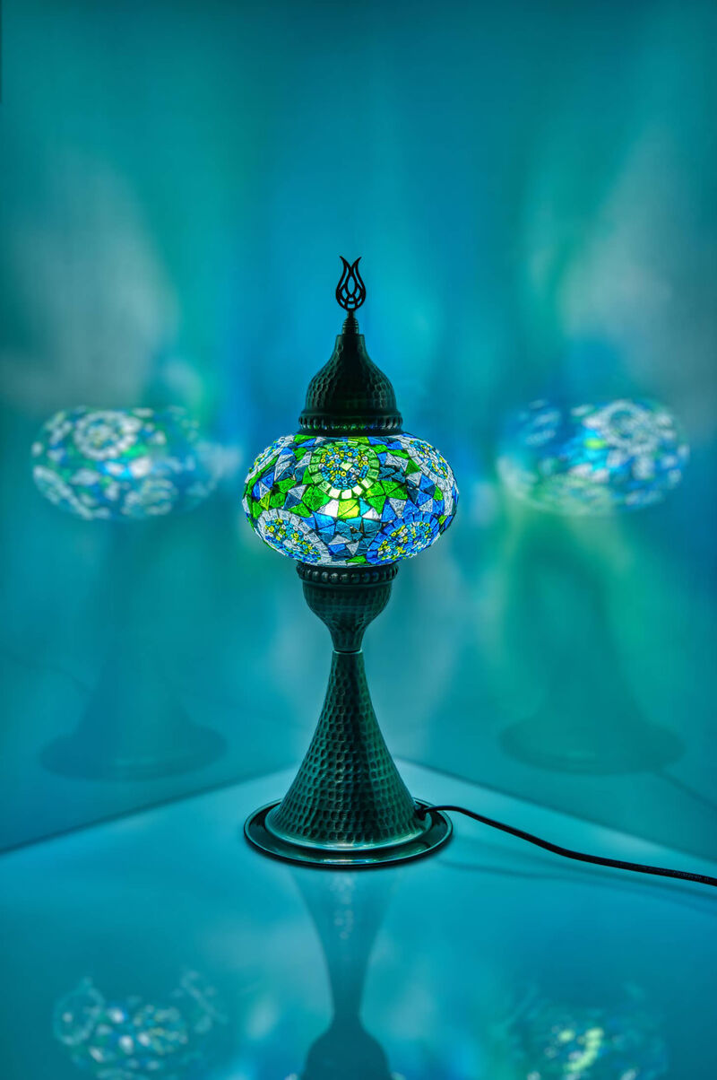 16 in. Handmade Elite Turquoise Separated Circles Mosaic Glass Table Lamp with Brass Color Metal Base