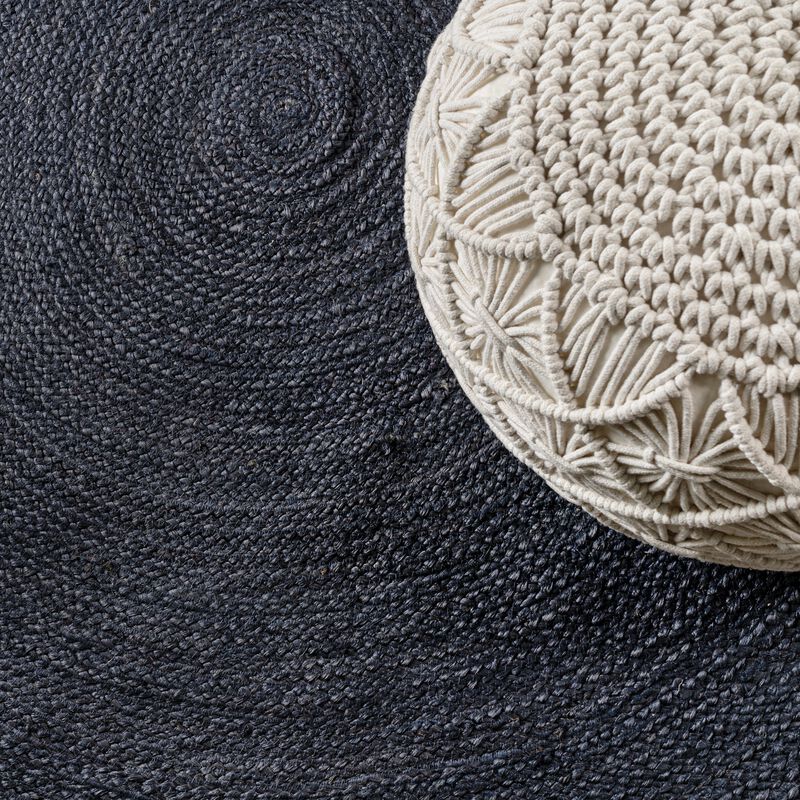 Zara Braided Coastal Cottage Round Jute. Round Area Rug