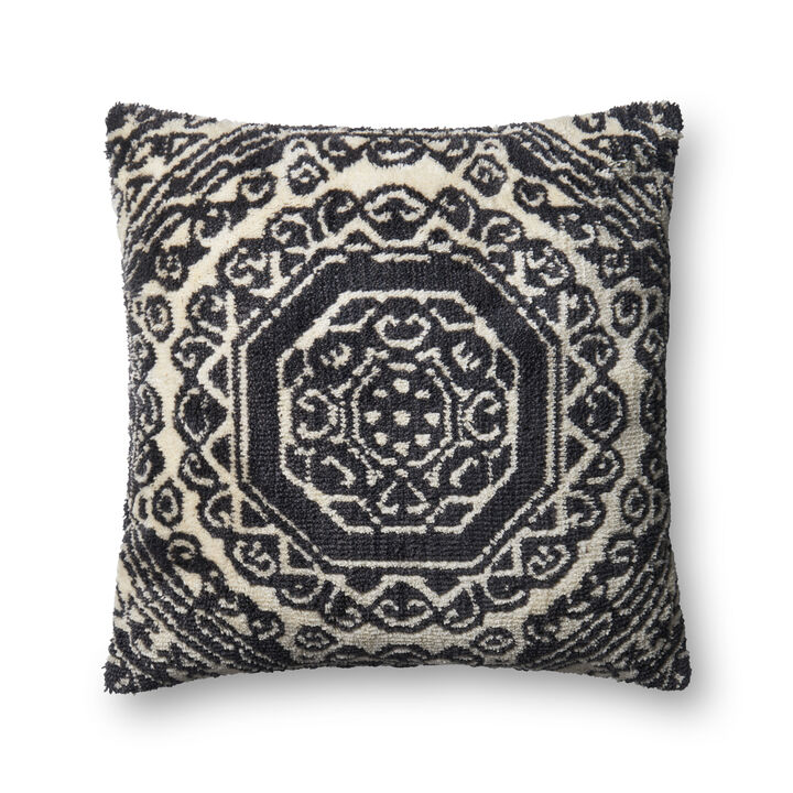 P0578 Black/White 22"x22" Poly Pillow