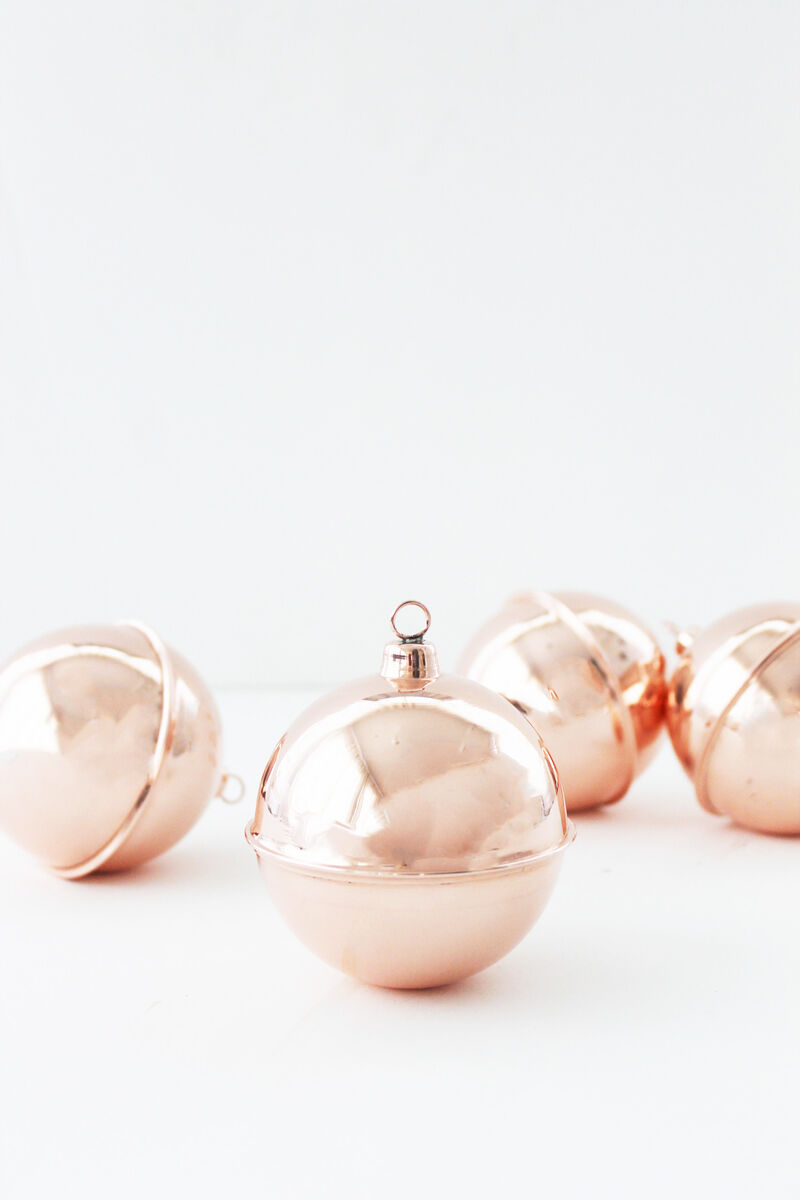 Coppermill Kitchen Vintage Inspired Ball Ornaments Set/4