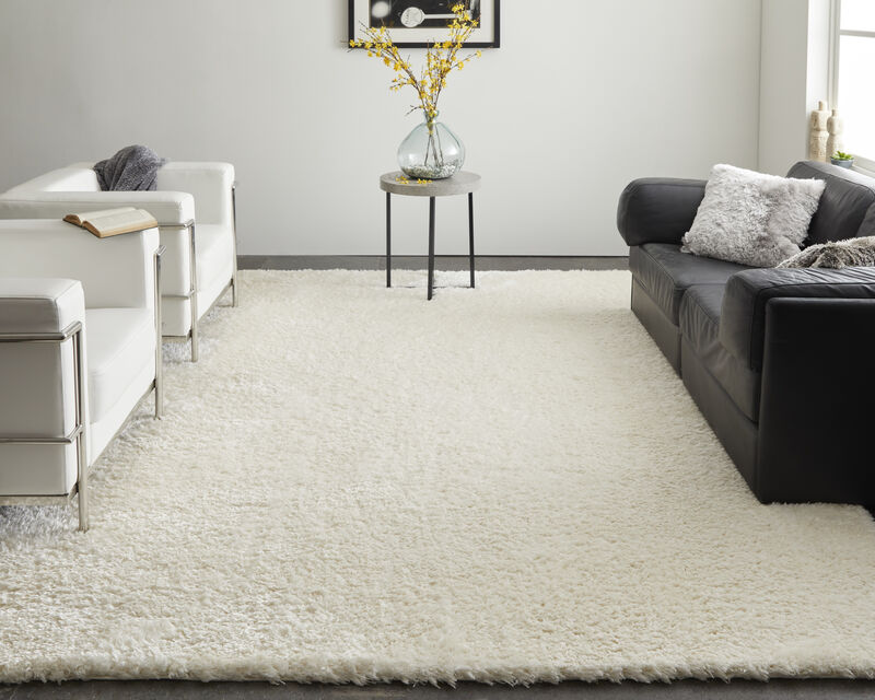 Darian 39K0F White 4' x 6' Rug