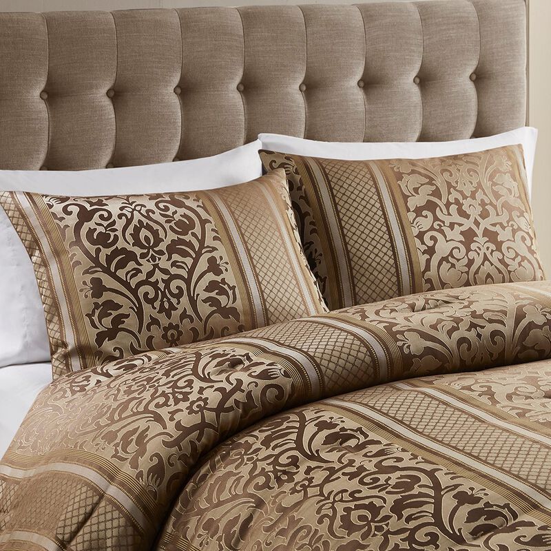 Gracie Mills Claire 6 Piece Jacquard Comforter Set - King/Cal King