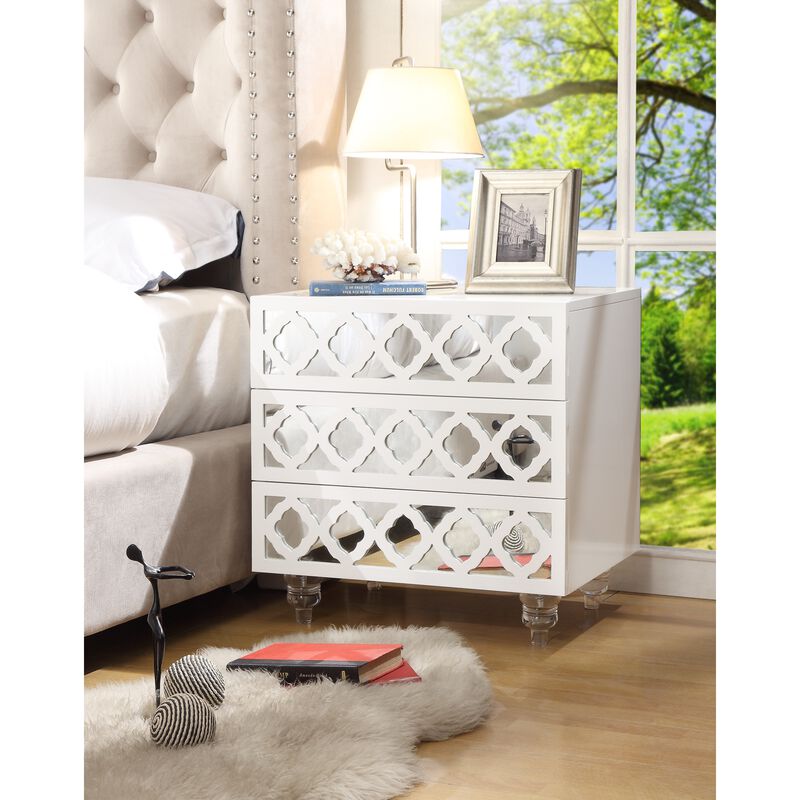Inspired Home Gina  Side Table/Accent Table/Nightstand