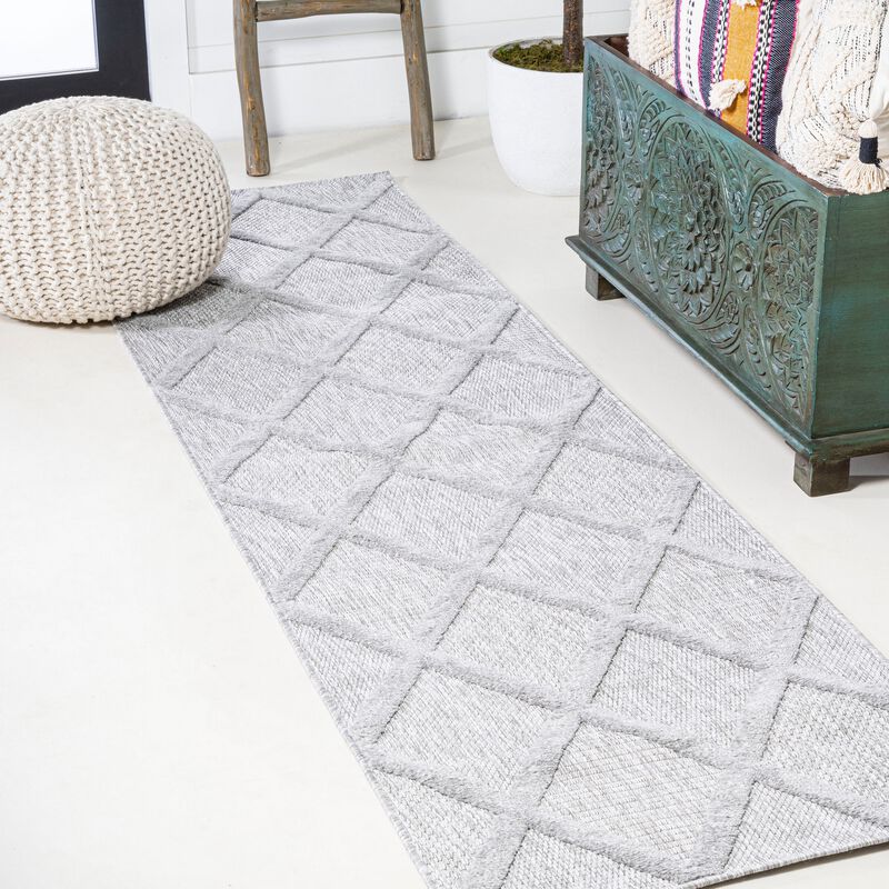 Salines Diamond Trellis Indoor/Outdoor Area Rug