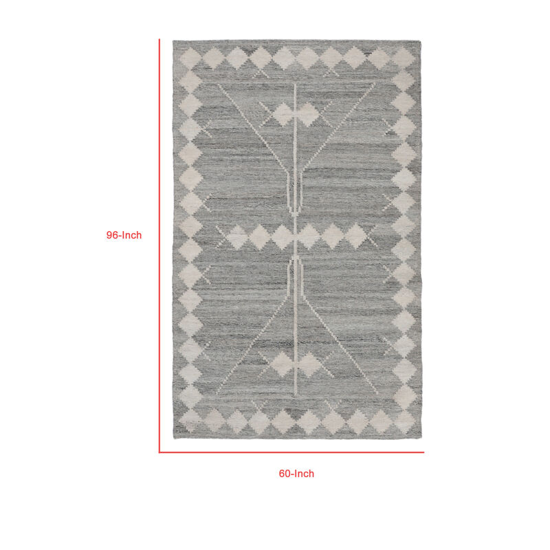 Rylie 5 x 8 Indoor Outdoor Area Rug, Handwoven Polyester, Gray Geometric - Benzara