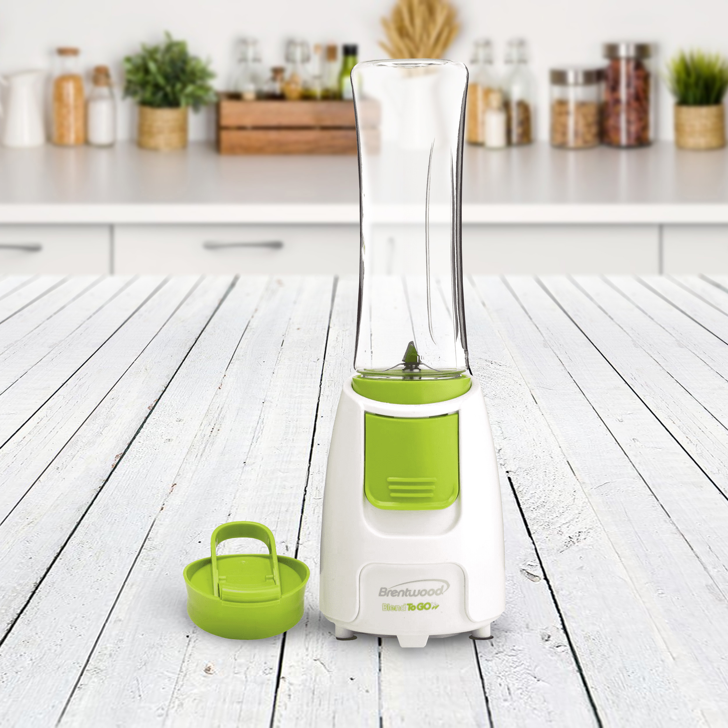Brentwood Blend-to-go Personal Blender In Green And White : Target
