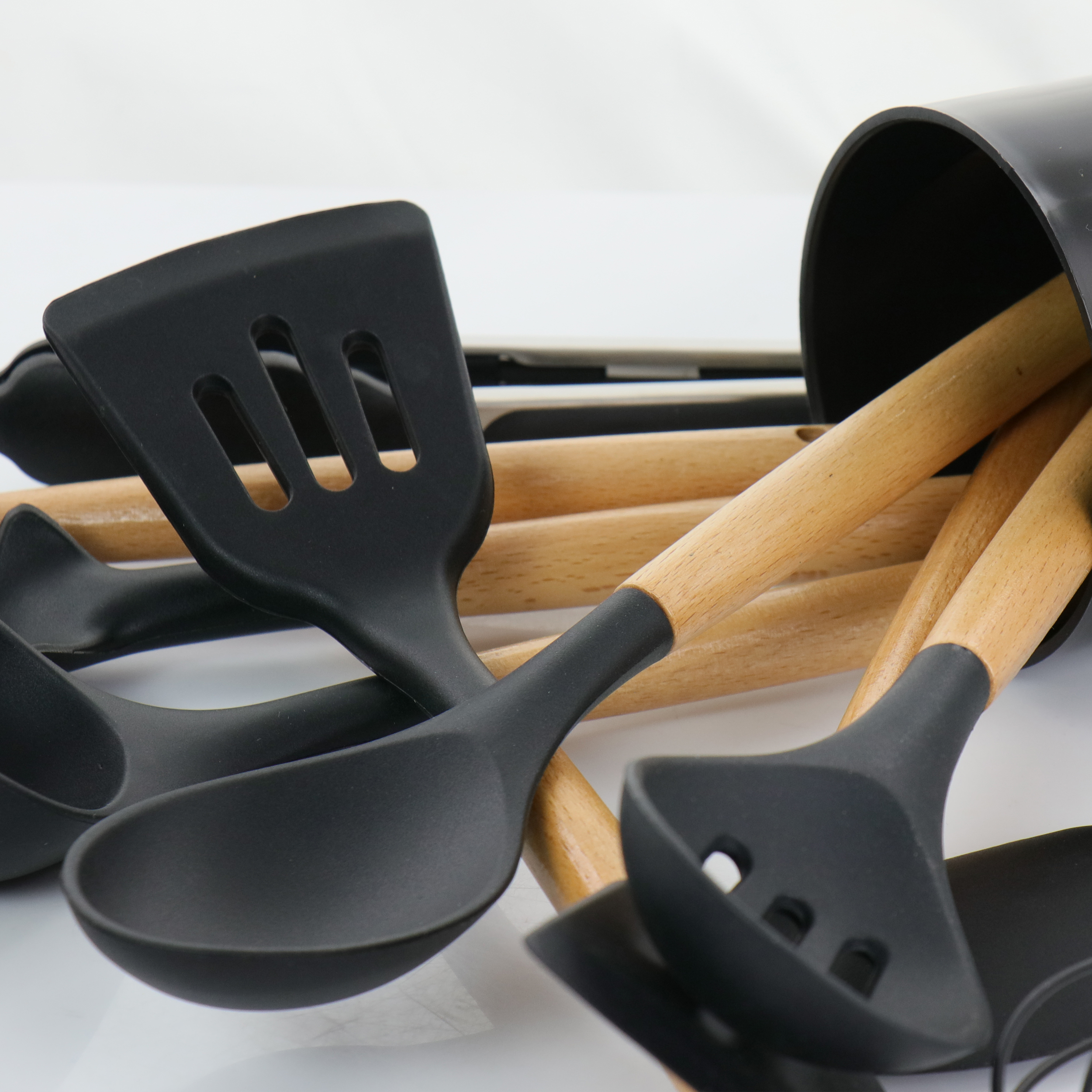 MegaChef 12 Piece Silicone Kitchen Utensil Set 